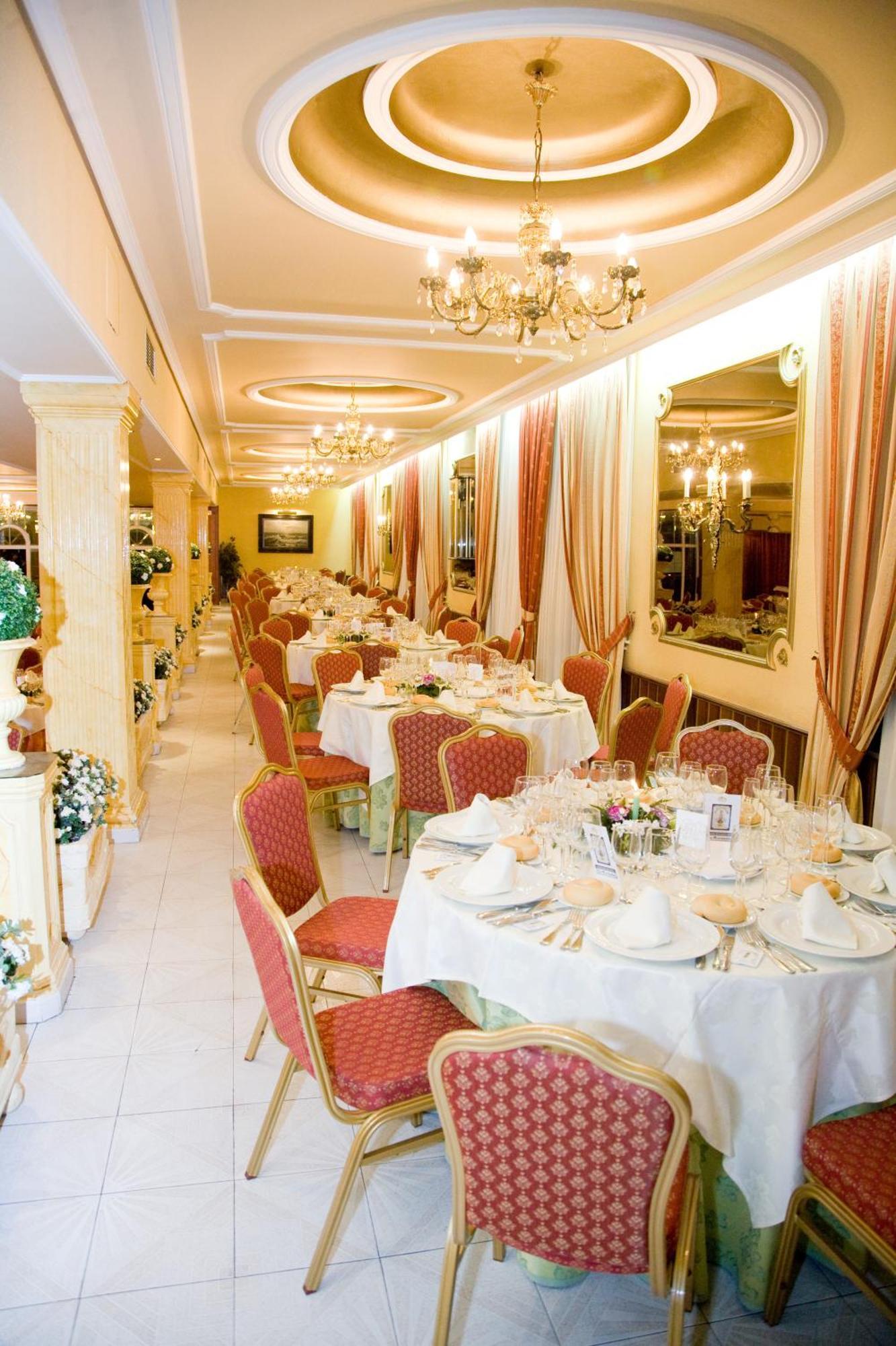 Hotel La Maruxina La Alameda de la Sagra Екстериор снимка
