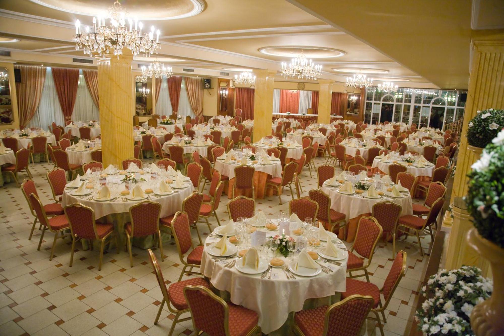 Hotel La Maruxina La Alameda de la Sagra Екстериор снимка
